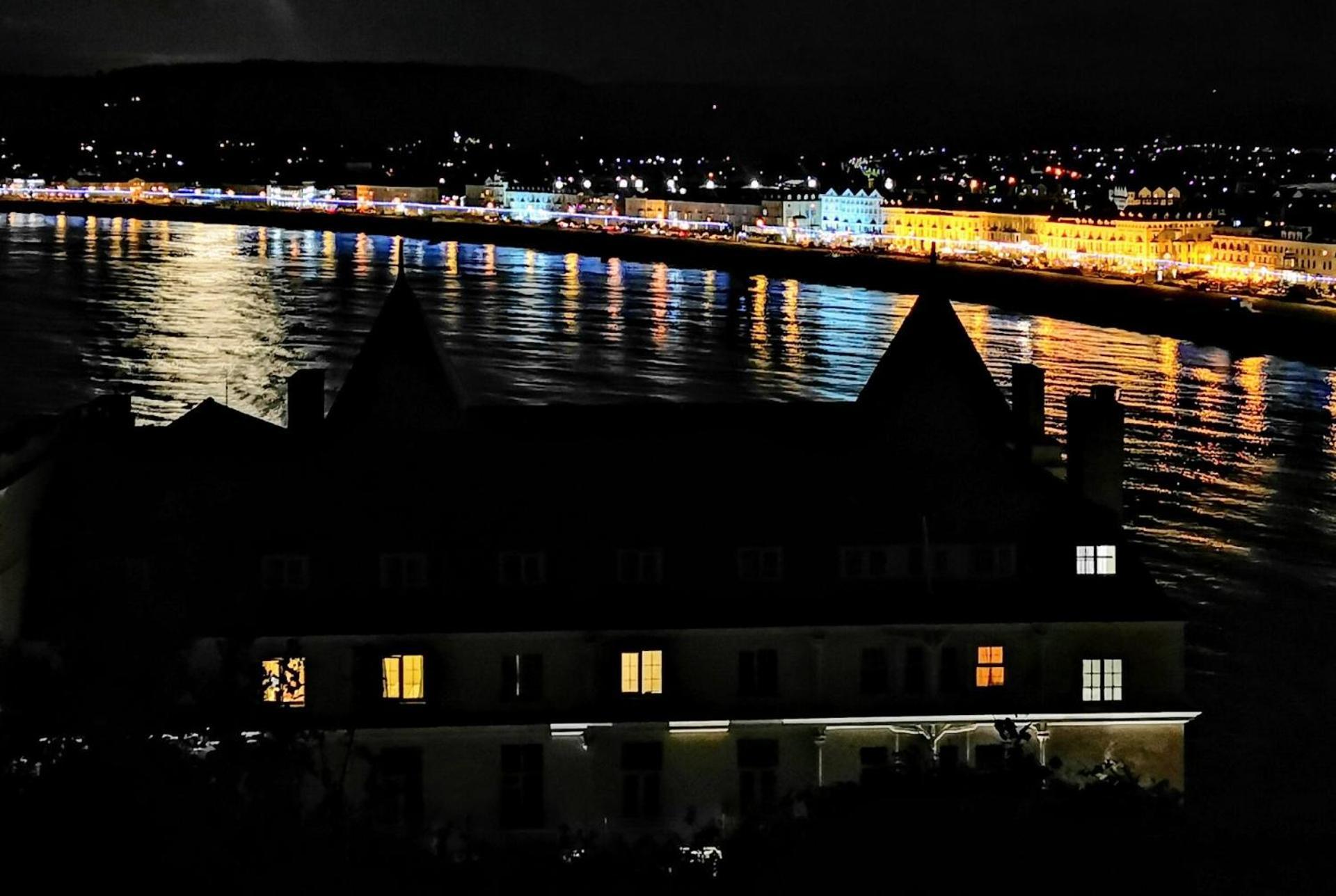 Bron Orme Private Hotel Лландидно Экстерьер фото