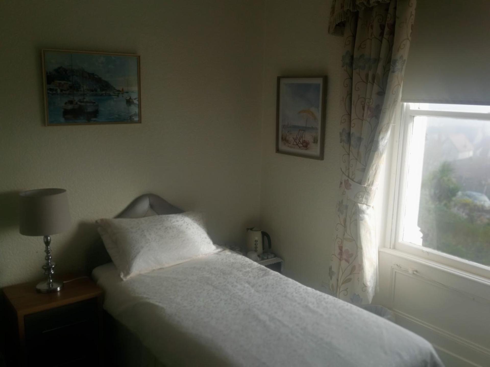 Bron Orme Private Hotel Лландидно Экстерьер фото