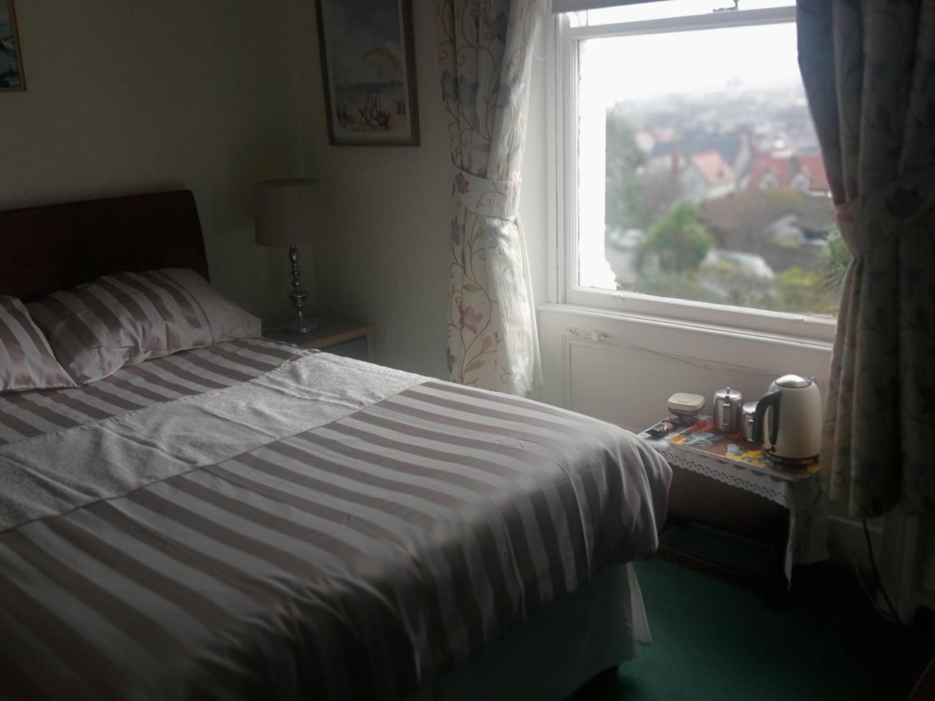Bron Orme Private Hotel Лландидно Экстерьер фото